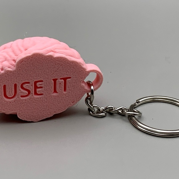 Pink Brain Keychain - Picture 2 of 4